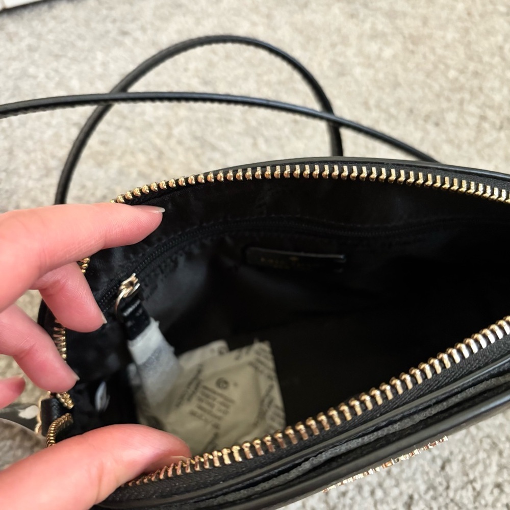 Kate Spade Hilli Crossbody - Picture 5 of 10